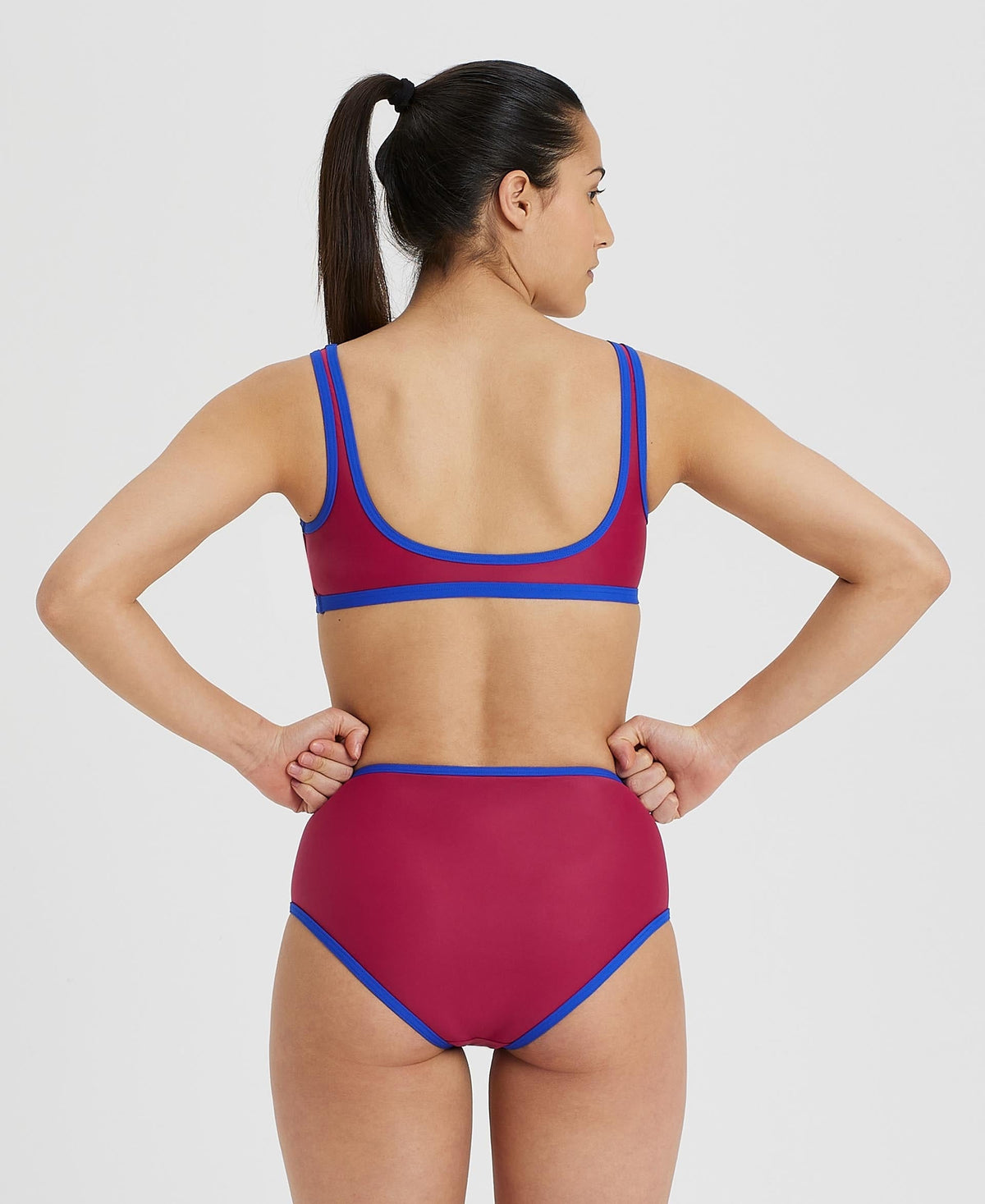 Arena Icons Logo Bikini